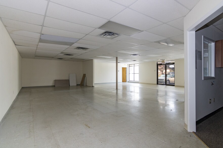 More Photos Of 1314 Englishtown Rd, Old Bridge Freestanding For Sale