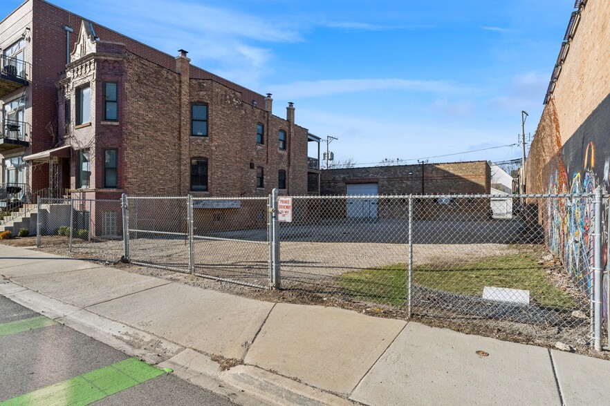 More Photos Of 2732 W Belmont Ave, Chicago Multifamily For Sale