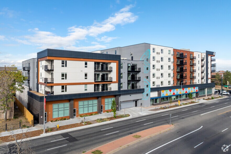 More Photos Of 1010 W Colfax Ave, Denver Apartments For Lease