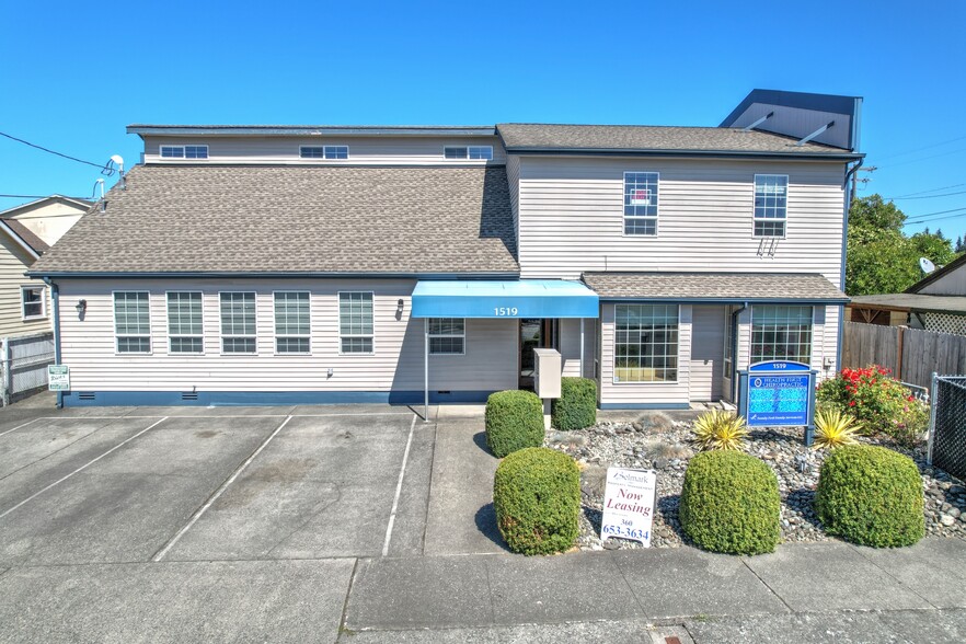 Primary Photo Of 1519 9th St, Marysville Medical For Lease