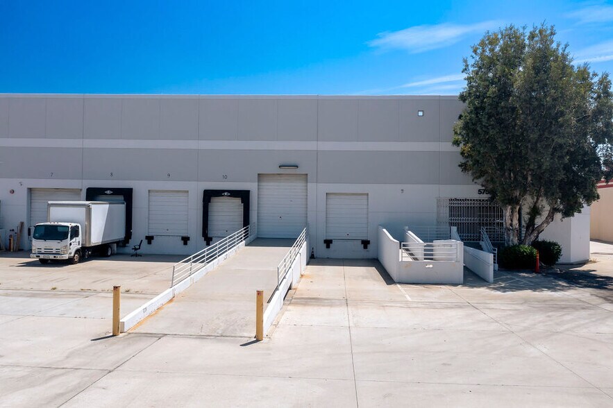 More Photos Of 5750-5760 Grace Pl, Commerce Warehouse For Sale