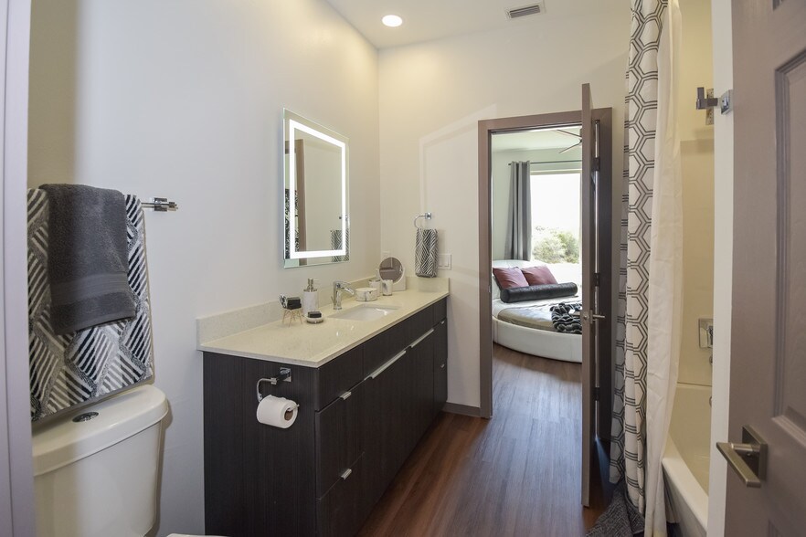 More Photos Of 305 Palm Shores, La Joya Multifamily For Sale