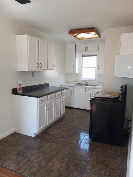 More Photos Of 1424 S 12th St, Fort Smith Multifamily For Sale