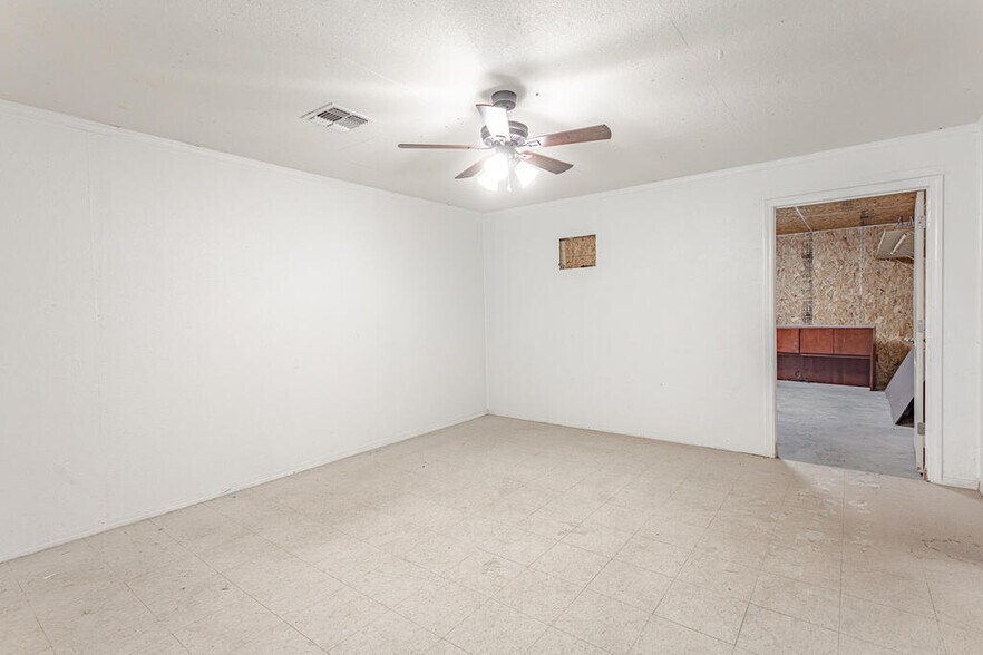 More Photos Of 7521 W University Blvd, Odessa Lodge Meeting Hall For Sale