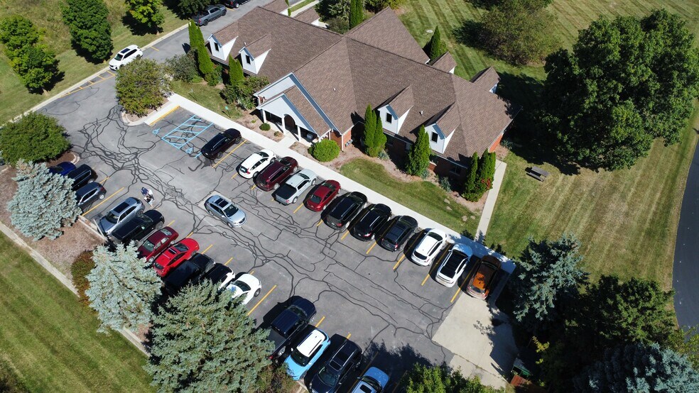 More Photos Of 1225 W Grand River Ave, Howell Medical For Lease