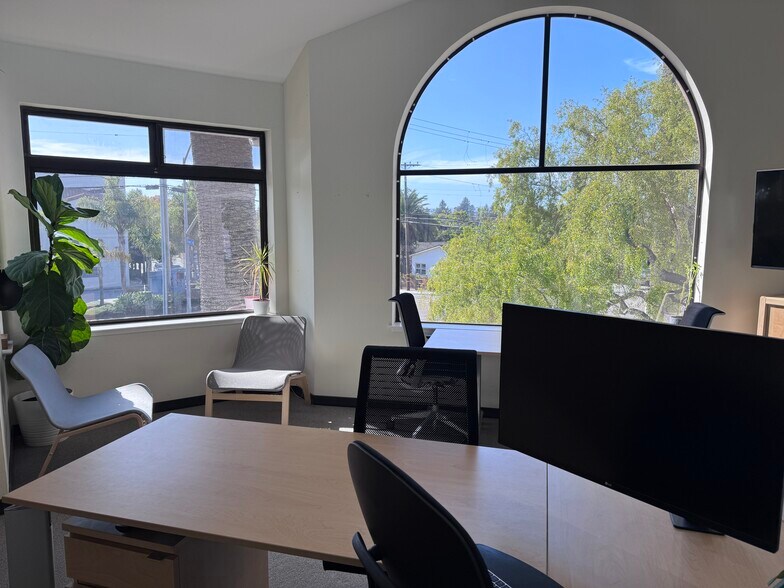 More Photos Of 1260 41st Ave, Capitola Office For Sale