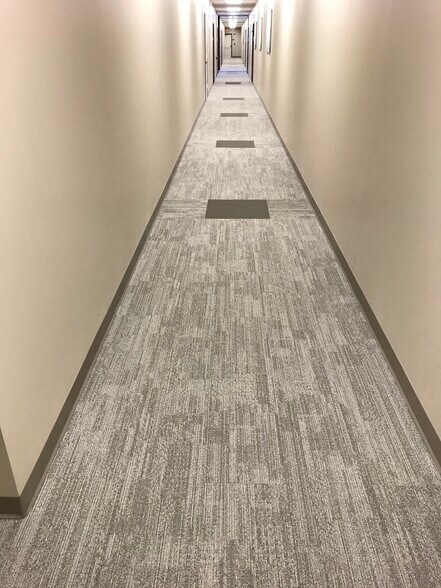 More Photos Of 1110-1118 Herndon Pky, Herndon Office For Lease