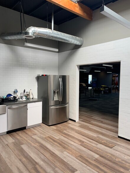 More Photos Of 3 Whatney, Irvine Research And Development For Sale