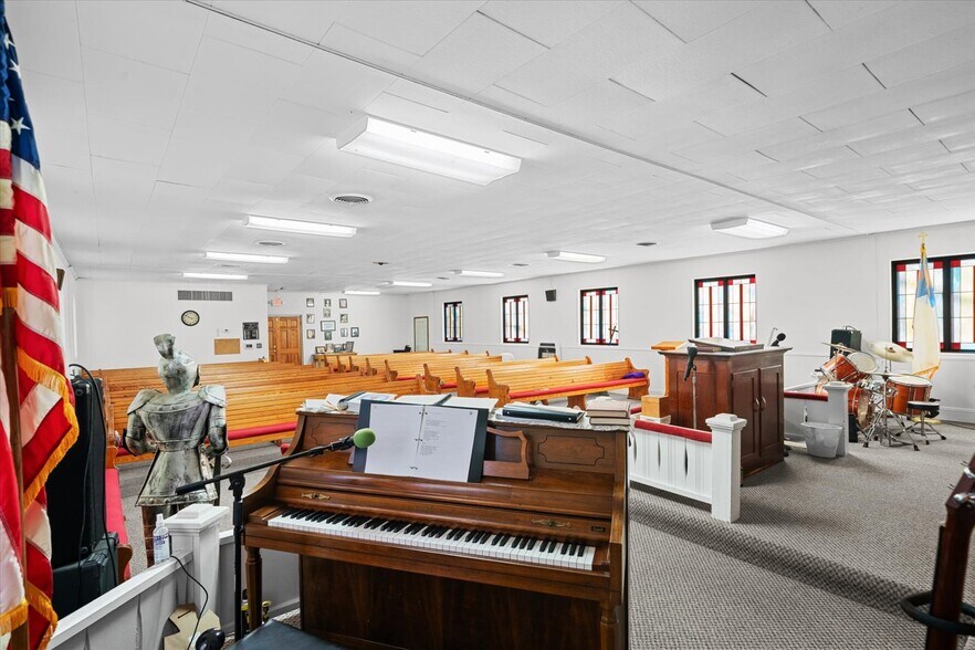 More Photos Of 123 Bethel Church Rd NE, Dalton Religious Facility For Sale