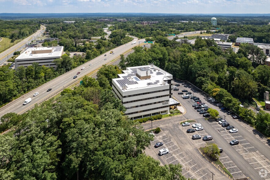 More Photos Of 1055 Parsippany Blvd, Parsippany Office For Lease