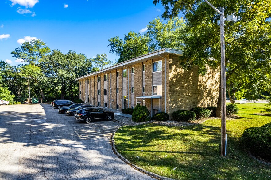 More Photos Of 2901-2979 W Cannes Dr, Peoria Apartments For Sale