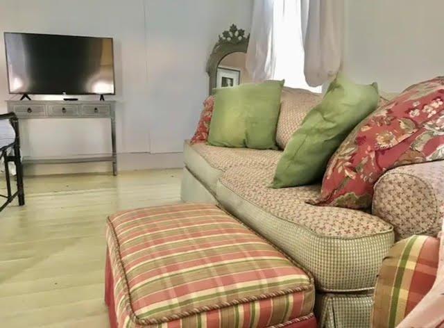 More Photos Of 85 Main St, Georgetown Specialty For Sale