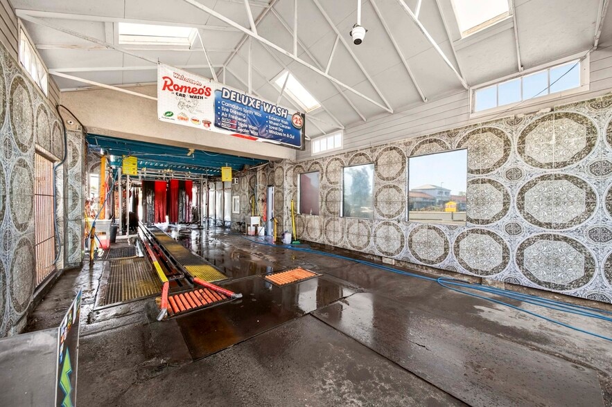 More Photos Of 195 N 2nd St, El Cajon Carwash For Sale