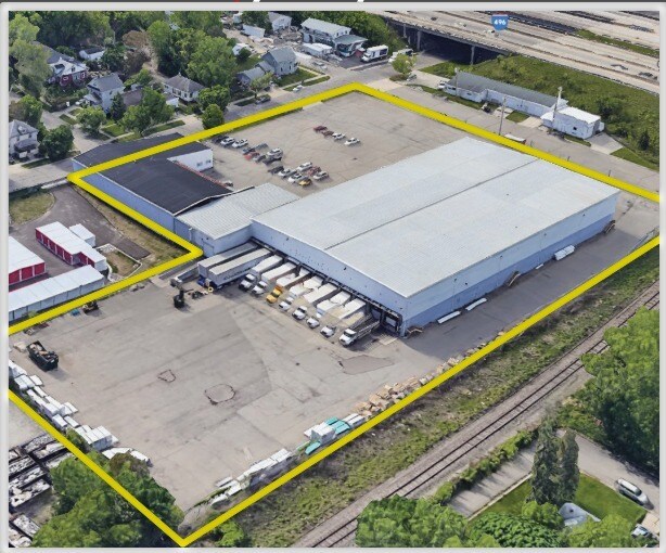 More Photos Of 700 S Hosmer St, Lansing Warehouse For Sale