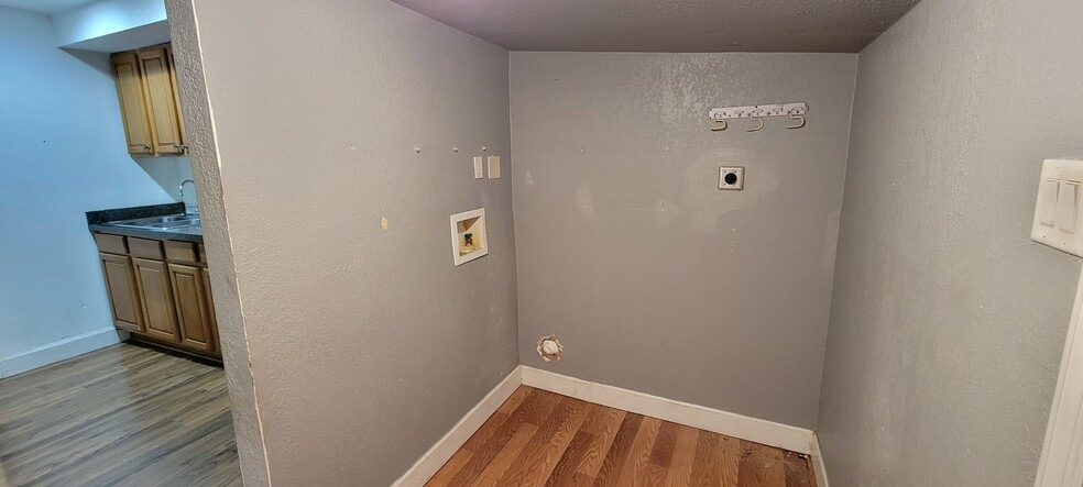 More Photos Of 1901 W Sligh Ave, Tampa Office For Sale