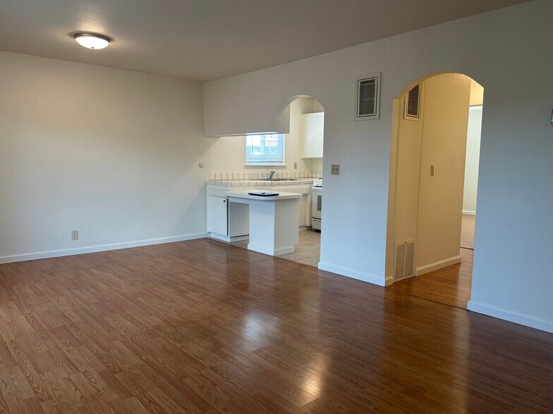 More Photos Of 10192-10194 Park Cir E, Cupertino Apartments For Sale