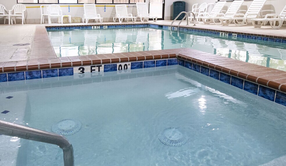 More Photos Of 6039 W Interstate 10, San Antonio Hotel For Sale