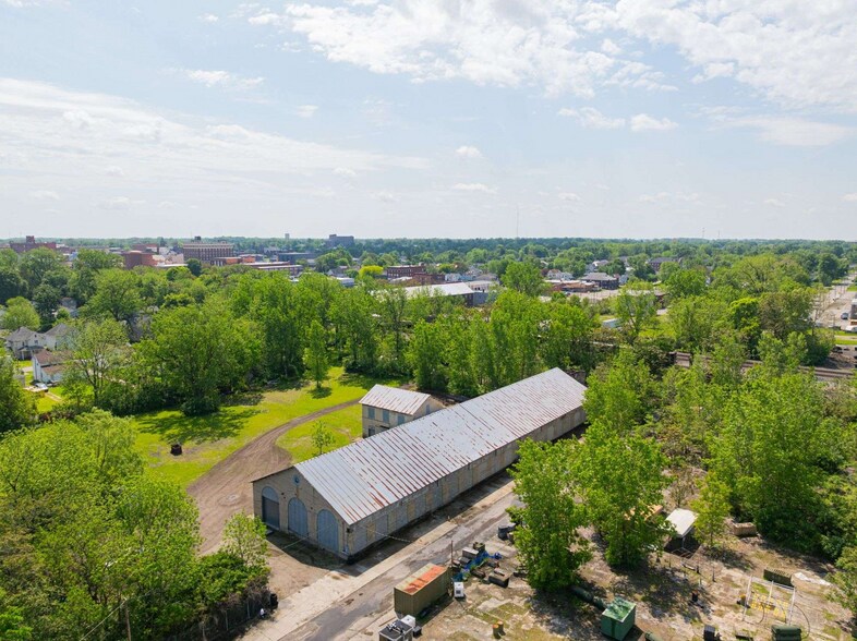 More Photos Of 311 Rose Ave, Marion Warehouse For Sale