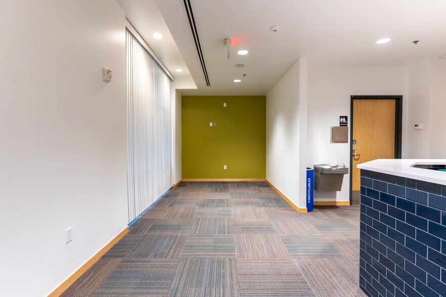 More Photos Of 814 S 3rd St, Minneapolis Rehabilitation Center For Lease