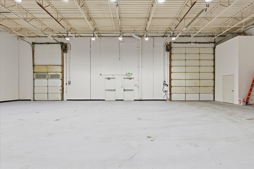 More Photos Of 3309-3311 Hubbard Rd, Hyattsville Industrial For Lease