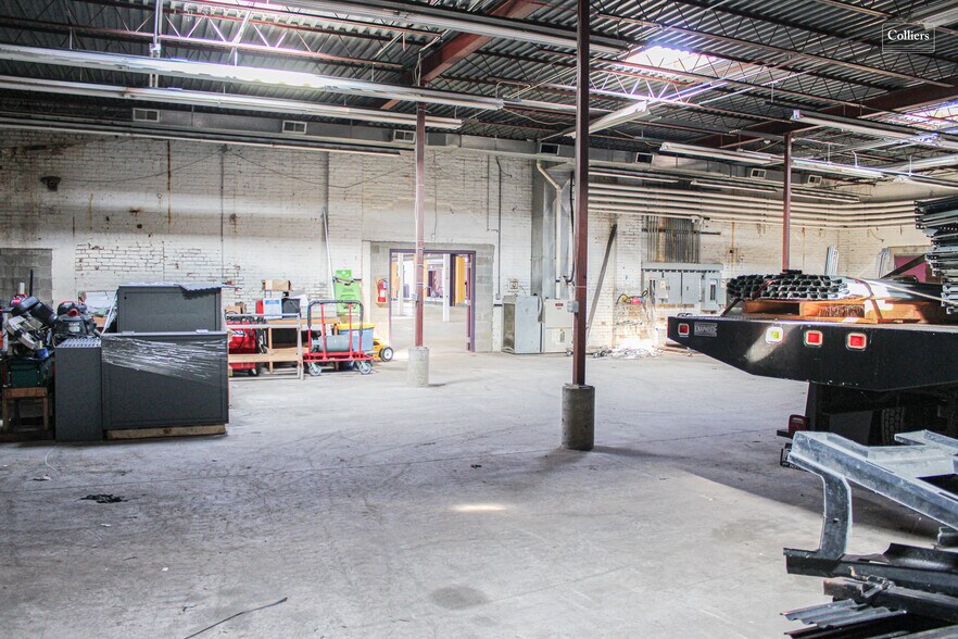 More Photos Of 100 Keystone Dr, Carnegie Warehouse For Lease
