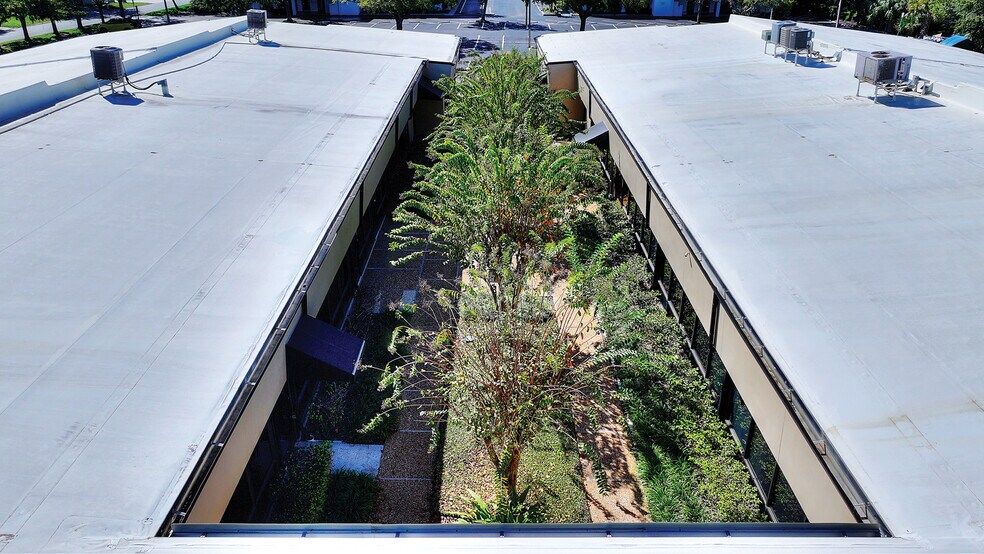 More Photos Of 2221 Lee Rd, Winter Park Office For Sale