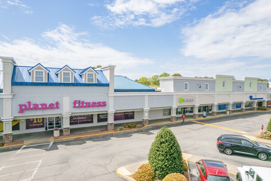 More Photos Of 3841-4261 E Little Creek Rd, Norfolk Unknown For Lease