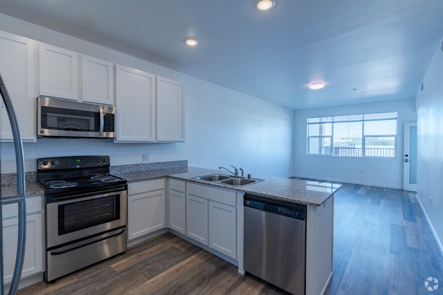 More Photos Of 1125 Avenue of the Oaks, Sparks Apartments For Lease