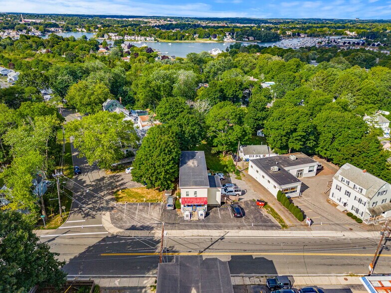 More Photos Of 9 Bridge St, Danvers Storefront Retail Residential For Lease