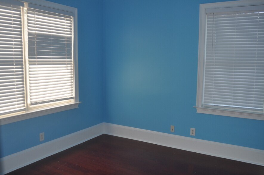 More Photos Of 4330 S Lee St, Buford Medical For Lease