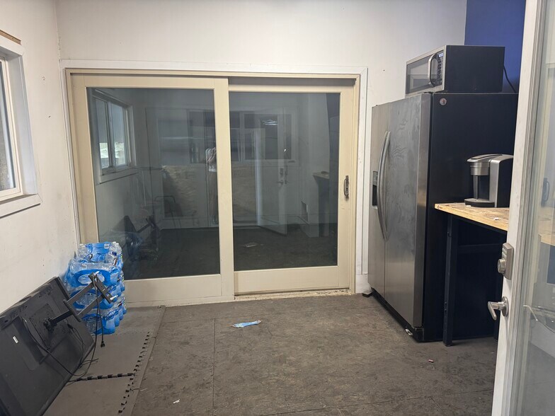 More Photos Of 2294 W 700 S, Springville Warehouse For Sale