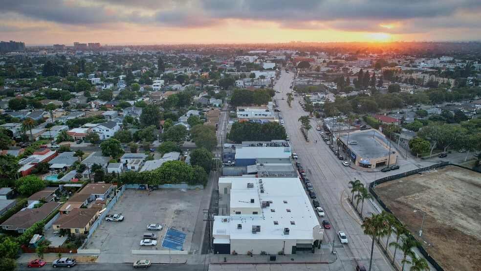 More Photos Of 12430-12464 W Washington Blvd, Los Angeles Freestanding For Lease