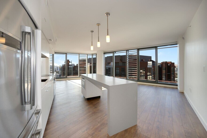 More Photos Of 901 W St NW, Washington Apartments For Lease