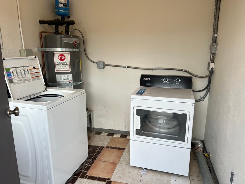 More Photos Of 26650 Chipeta Rd, Apple Valley Apartments For Sale