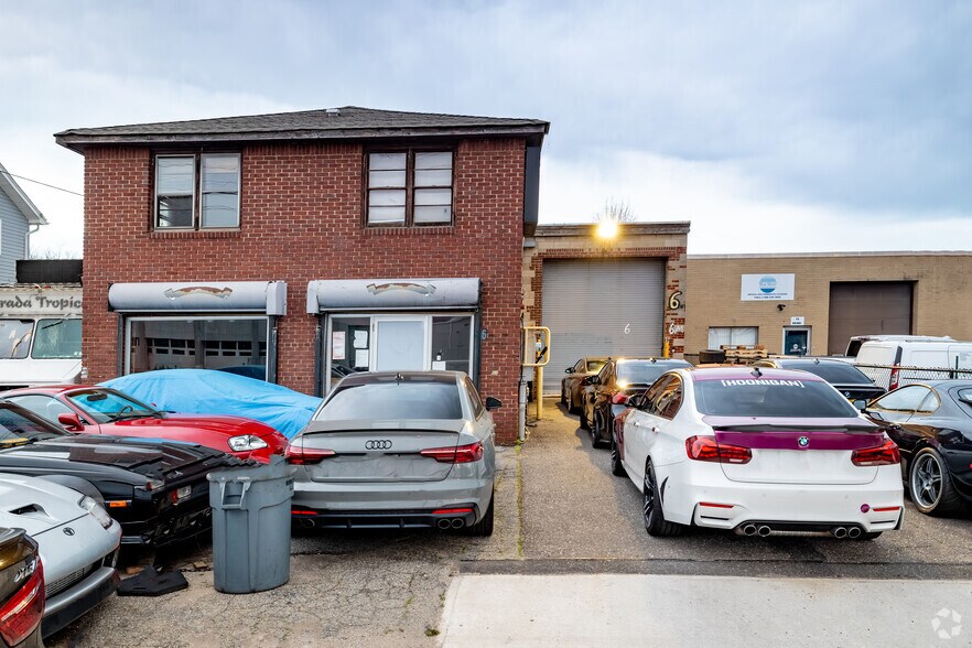 More Photos Of Midland Ave, Hicksville Warehouse For Sale