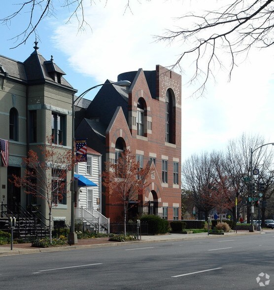 More Photos Of 518 C St NE, Washington Office For Sale