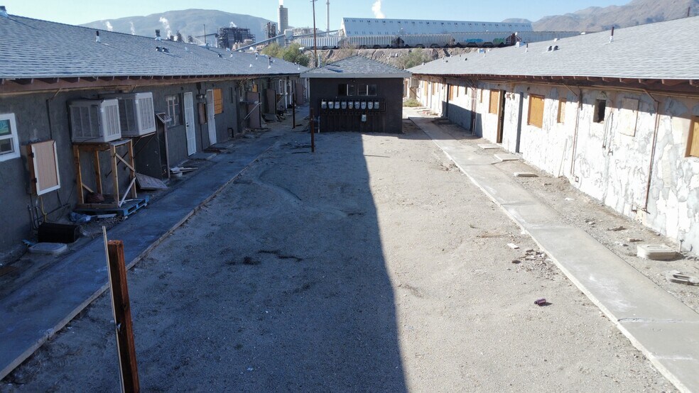 More Photos Of 83298-83420 Argus Ave, Trona Apartments For Sale