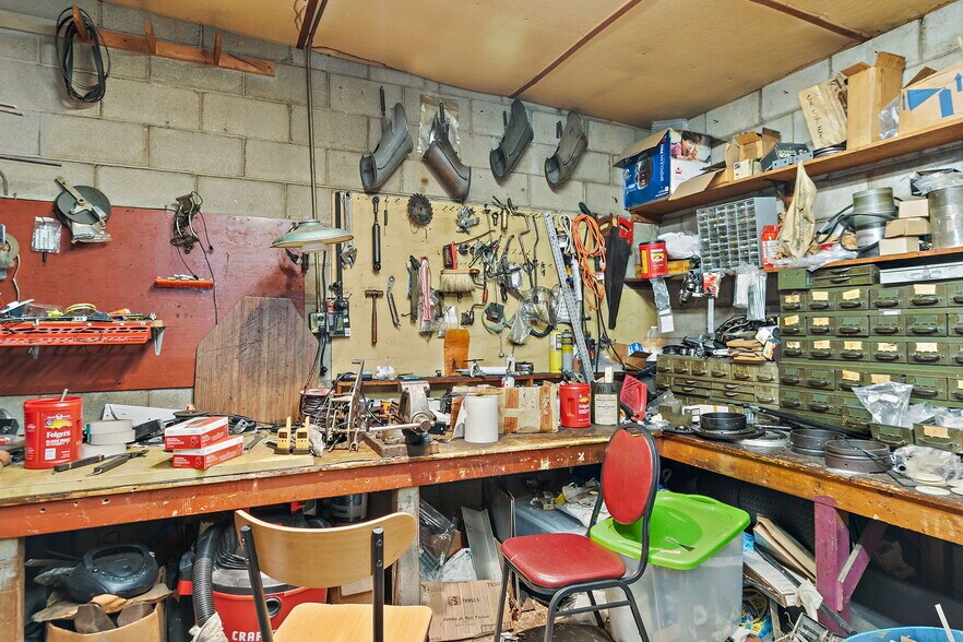 More Photos Of 927 E Railroad St, Sandwich Bowling Alley For Sale