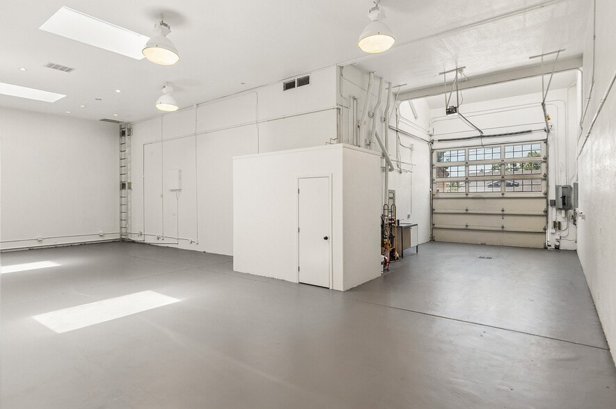 More Photos Of 76 Sunol St, San Jose Warehouse For Sale