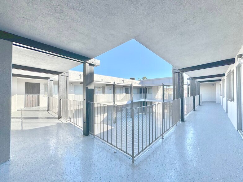 More Photos Of 2425 E Slauson Ave, Huntington Park Office For Lease