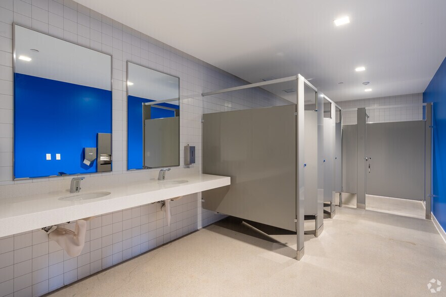 More Photos Of 5380 Alhambra Ave, Los Angeles Research And Development For Sale