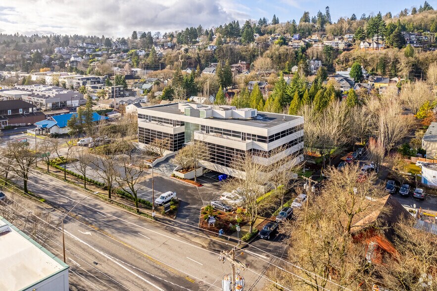 More Photos Of 6915 SW MacAdam Ave, Portland Office For Lease