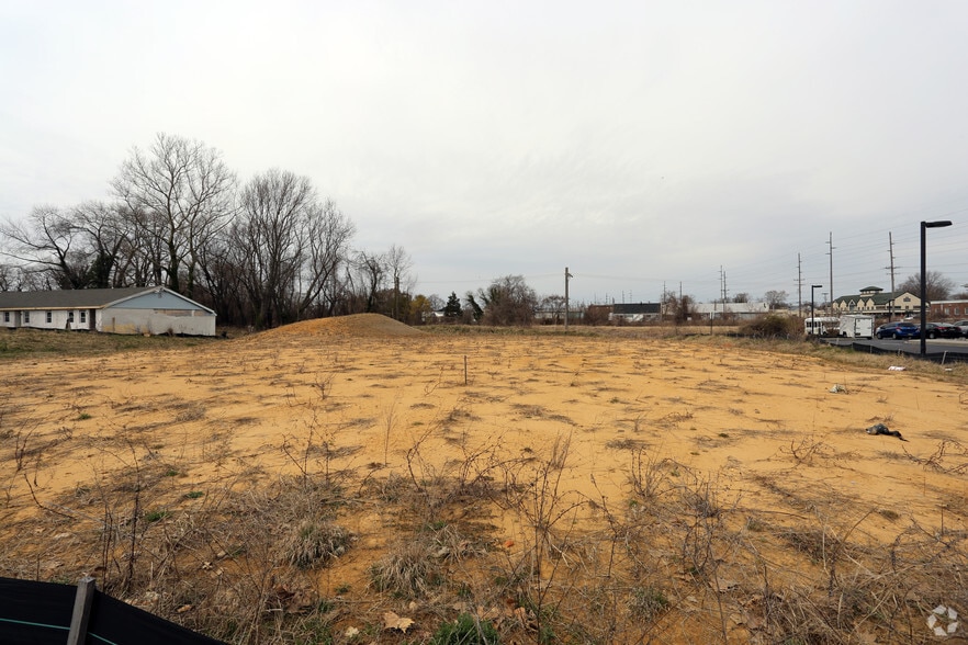 Primary Photo Of 655 W North St, Dover Office For Lease