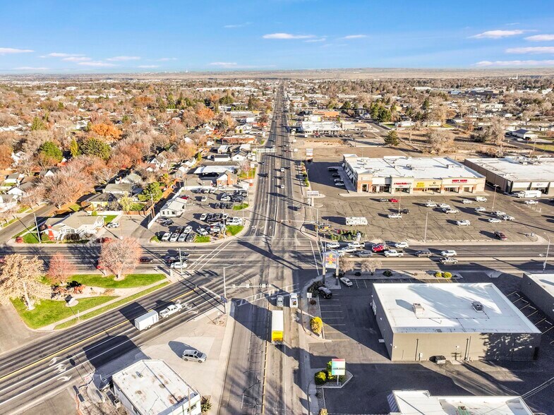 More Photos Of 130-176 Blue Lakes Blvd N, Twin Falls General Retail For Lease