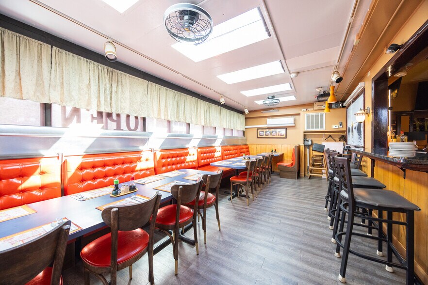 More Photos Of 294 Waterman Ave, Smithfield Restaurant For Sale