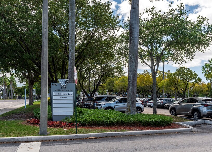 More Photos Of 8200 NW 33rd St, Doral Office For Lease