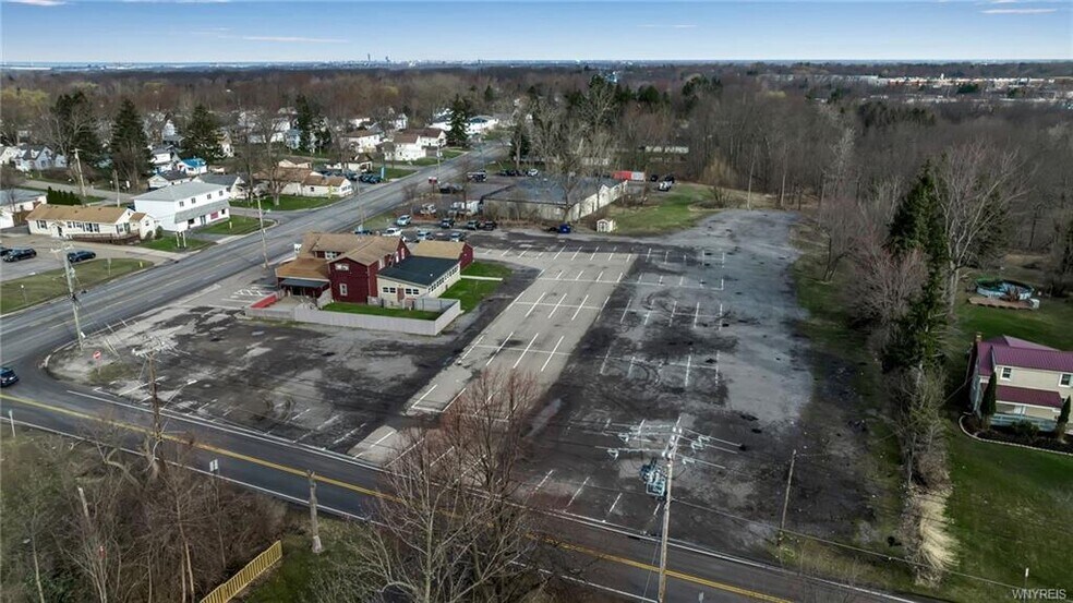More Photos Of 3719 Abbott Rd, Orchard Park Restaurant For Sale