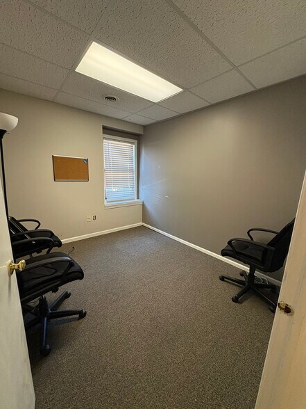 More Photos Of 4466 Darrow Rd, Stow Office For Sale