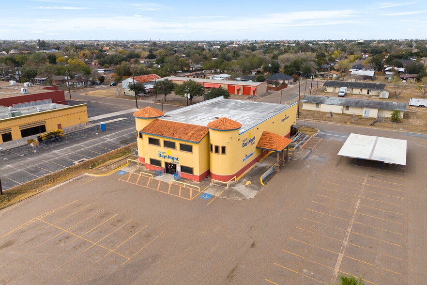 Primary Photo Of 305 Expressway 83, Mission Medical For Lease