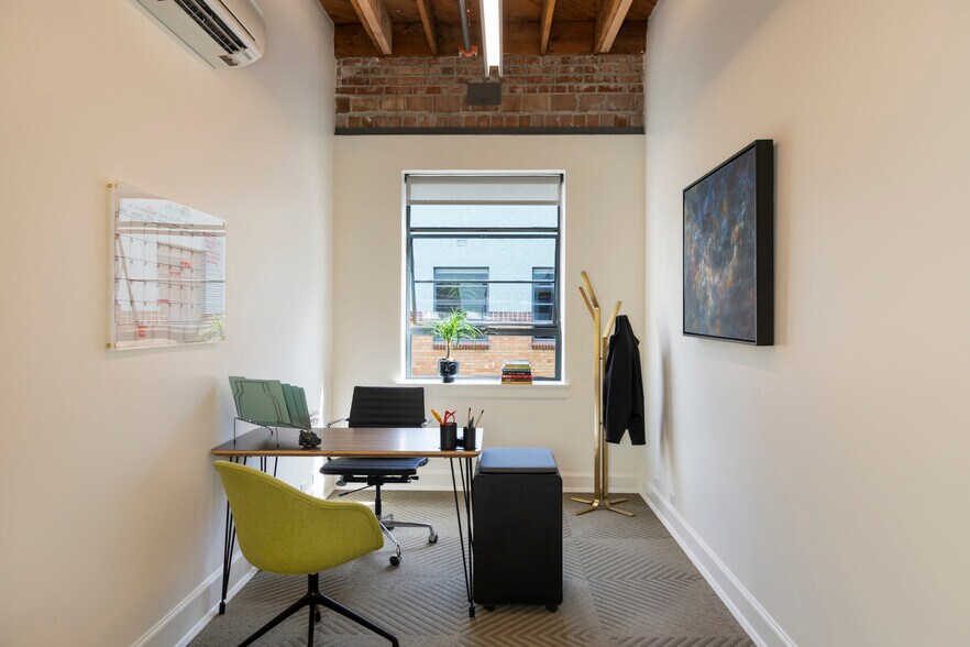 More Photos Of 2800 1st Ave, Seattle Coworking Space